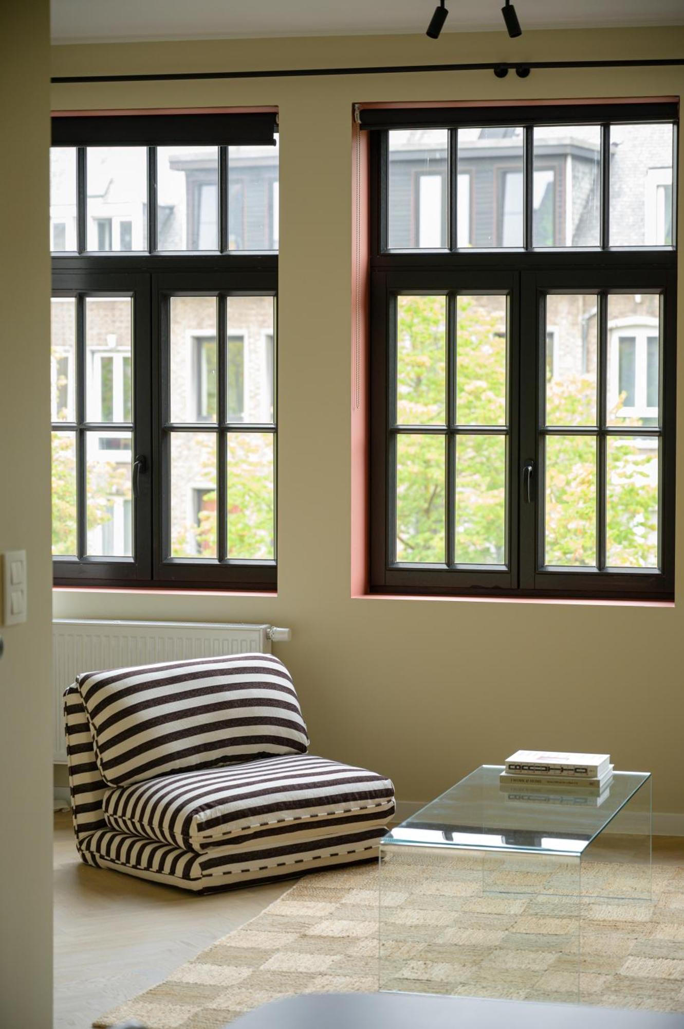Shway - The Proof Reader Apartment